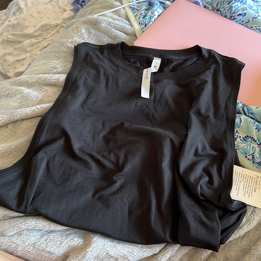 Lululemon all yours tank sz 12